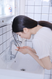 她又软又甜 小奶泡